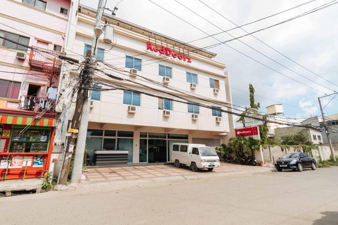 Reddoorz @ Bonifacio St Cebu Hotel Exterior photo